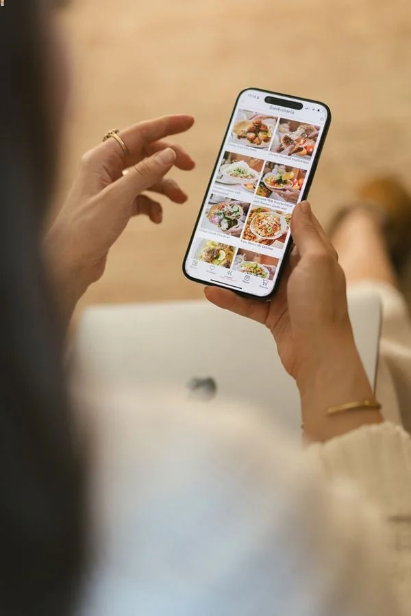 Browsing FoodByMaria’s recipe collection on a phone